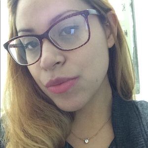 Meet your Posher, Marili